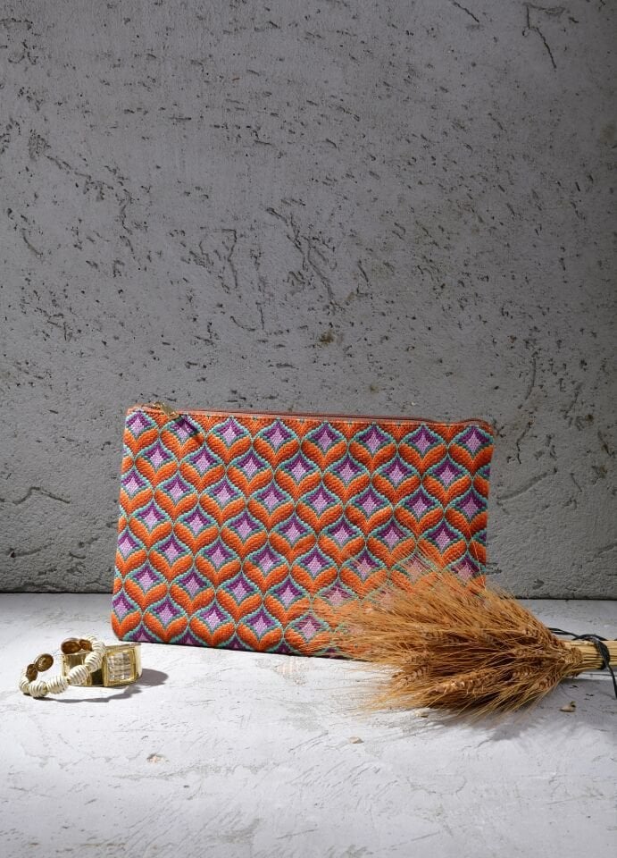 AZURE NAKIŞ İŞLEMELİ CLUTCH